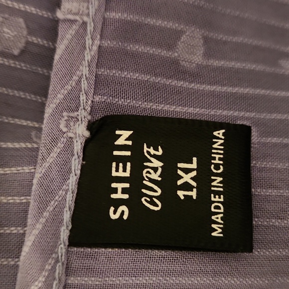 Shein Curve Blouse - Picture 3 of 4